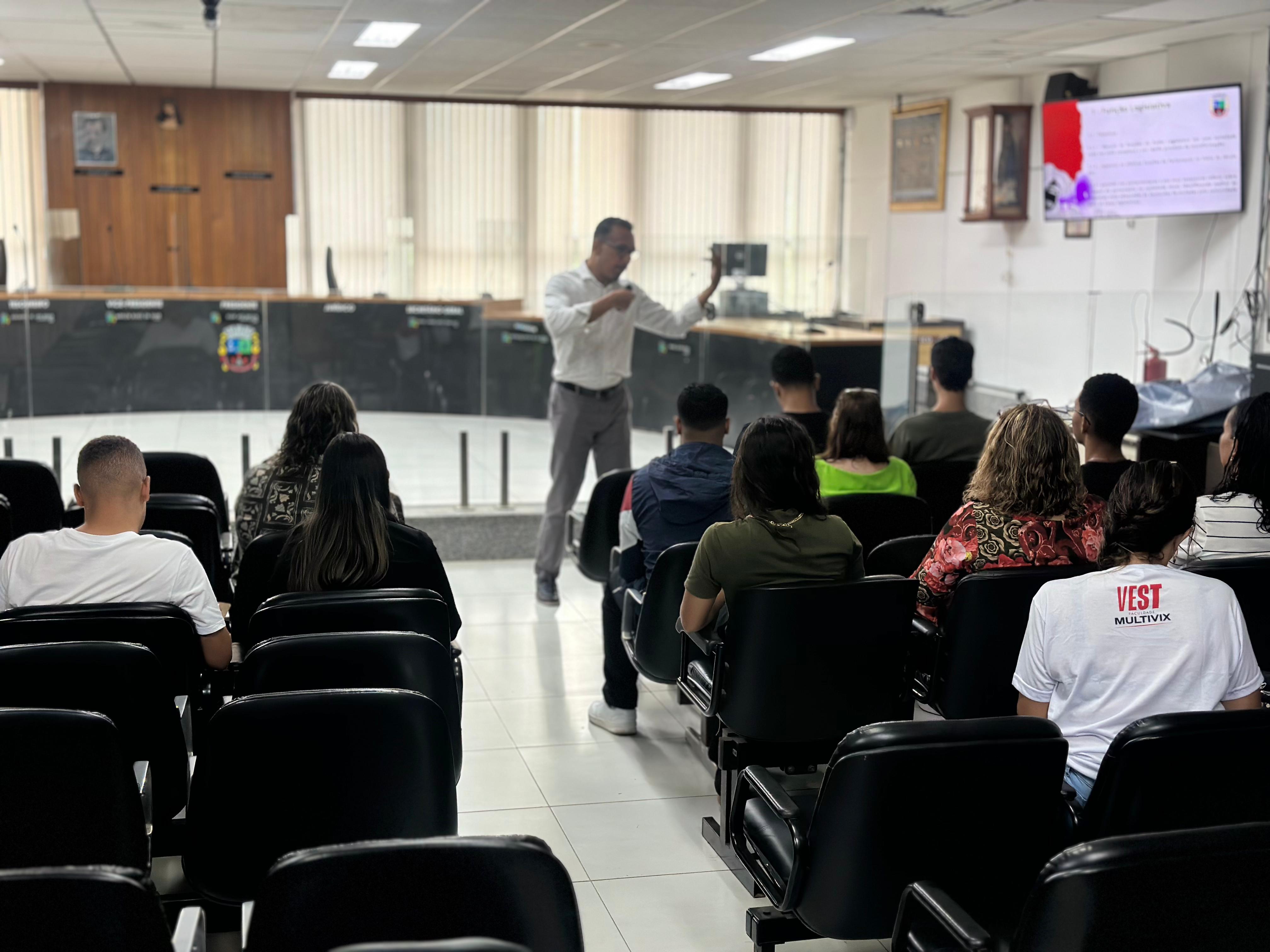 Câmara Municipal de Pedro Leopoldo oferta curso de capacitação a vereadores e servidores